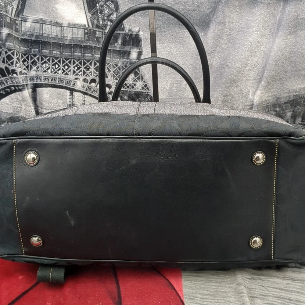 Coach Logo 2 Way Tote Bag duffel Charm Canvas LeatherF06K- 10392 - Picture 11 of 16